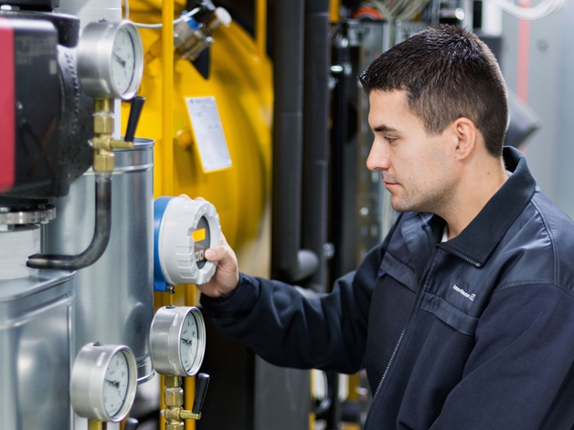 Production worker checking instrument